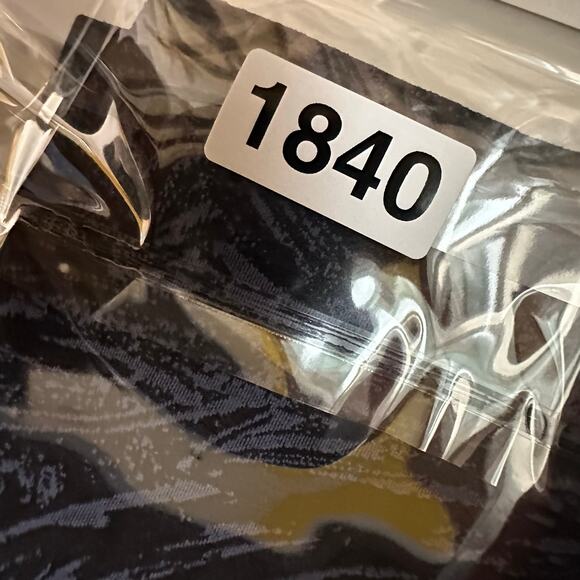 Lululemon Leggings Womens 8 Blue Wunder Under High Rise Tight Luxtreme Workout - Picture 11 of 12